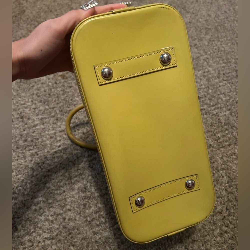 Yellow Authentic Lv Women's Handbag - Picture 10 of 13